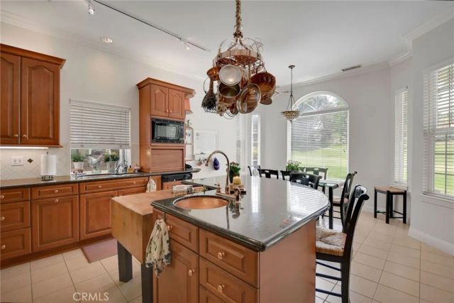 12820 Golf Course Drive, Victorville, CA 92395