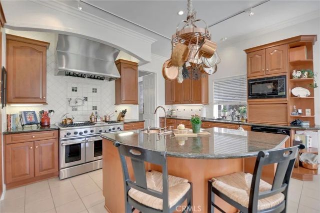 12820 Golf Course Drive, Victorville, CA 92395