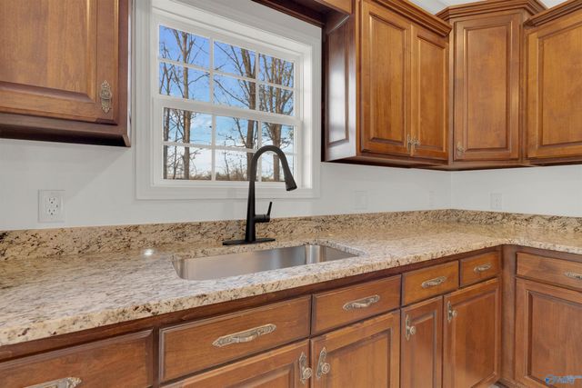 107 Road 1924, Rainsville, AL 35986