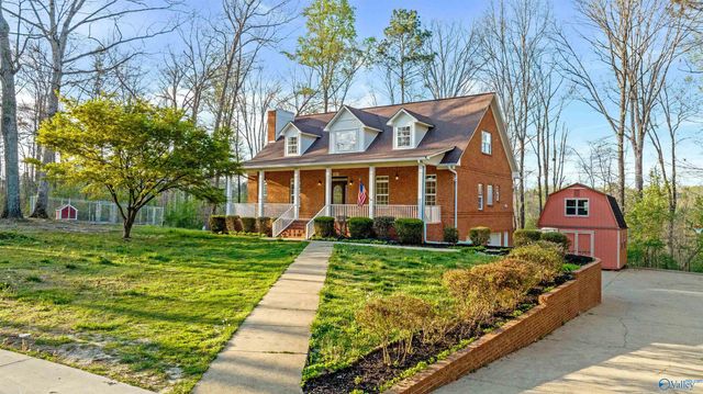 107 Road 1924, Rainsville, AL 35986