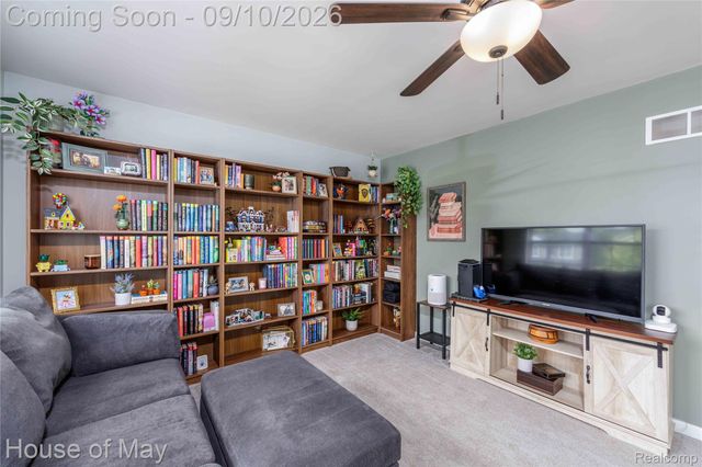 9626 Nature View Lane, Ypsilanti Charter Township, MI 48197
