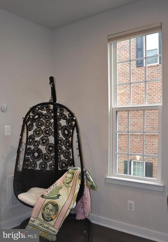 4711 CREST VIEW DR, Hyattsville, MD 20782