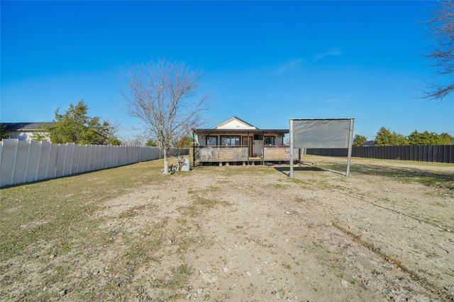 21896 County Road 4072, Kemp, TX 75143