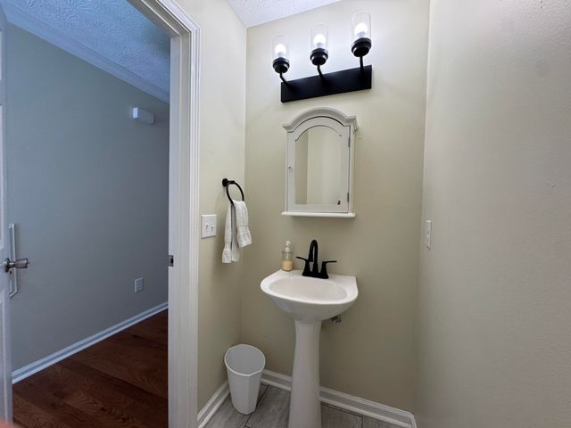 102 Iron Liege Drive, Danville, KY 40422