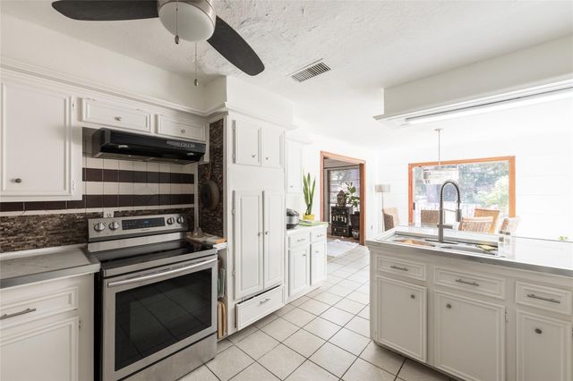 17818 Running Brook, Spring, TX 77379