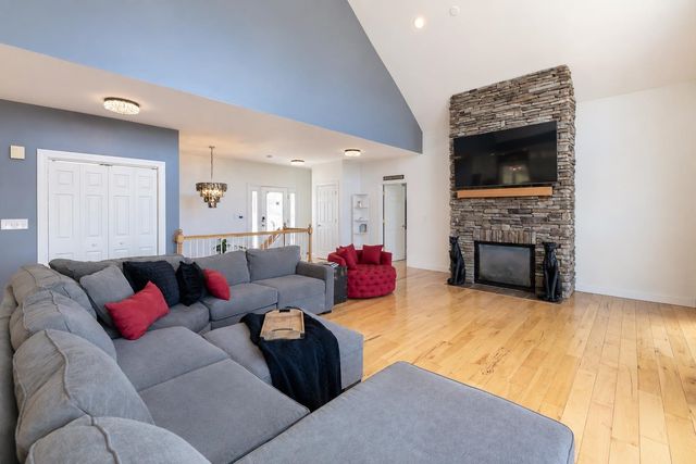 5-11 Violette Circle, Laconia, NH 03246