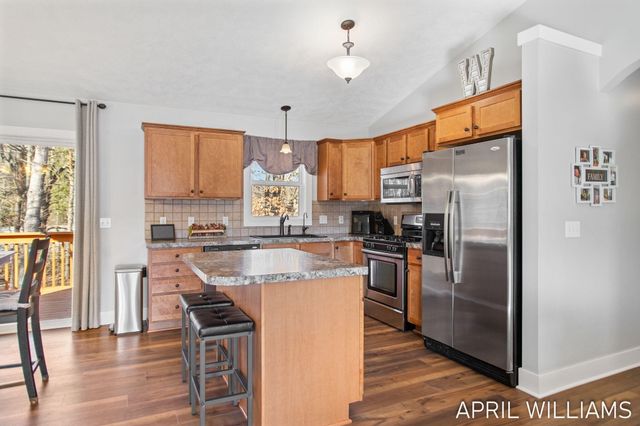 6919 Pinestead Court, Allendale, MI 49401