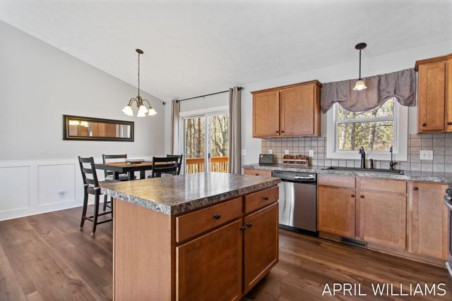 6919 Pinestead Court, Allendale, MI 49401