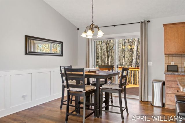 6919 Pinestead Court, Allendale, MI 49401