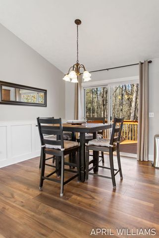 6919 Pinestead Court, Allendale, MI 49401