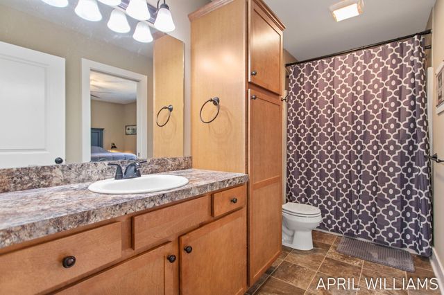 6919 Pinestead Court, Allendale, MI 49401