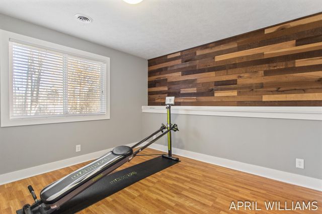 6919 Pinestead Court, Allendale, MI 49401