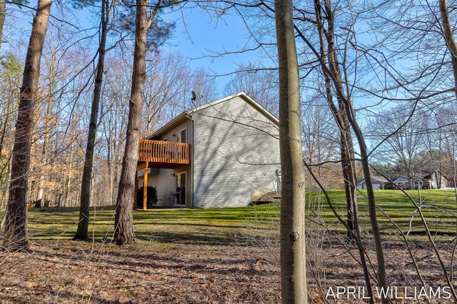 6919 Pinestead Court, Allendale, MI 49401