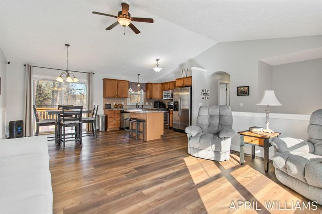 6919 Pinestead Court, Allendale, MI 49401