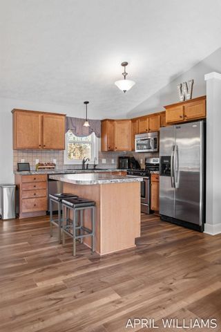 6919 Pinestead Court, Allendale, MI 49401