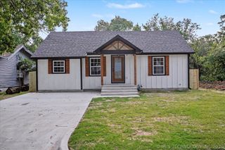 1049 N Oswego Avenue, Tulsa, OK 74115