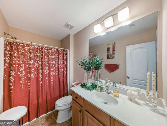 988 Treymont Way, Lawrenceville, GA 30045