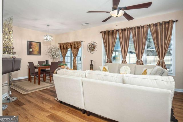 988 Treymont Way, Lawrenceville, GA 30045