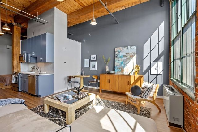 63 Melcher St 307, Boston, MA 02210