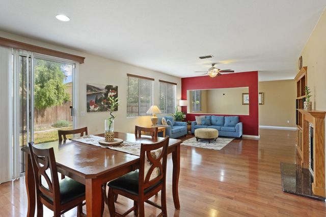 2036 Tiempo Pl, Manteca, CA 95336