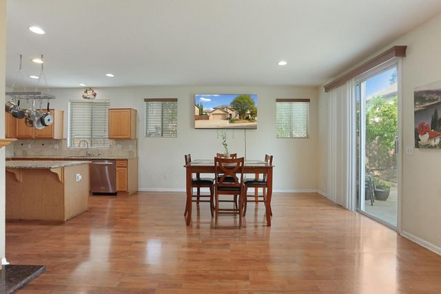 2036 Tiempo Pl, Manteca, CA 95336