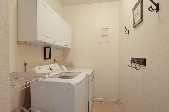 2036 Tiempo Pl, Manteca, CA 95336