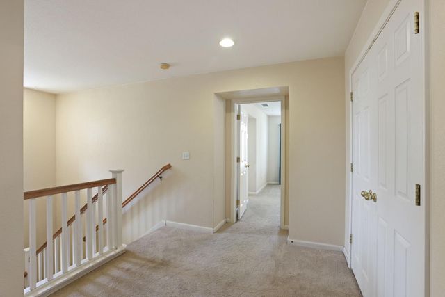 2036 Tiempo Pl, Manteca, CA 95336