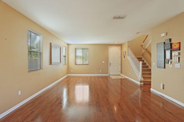 2036 Tiempo Pl, Manteca, CA 95336