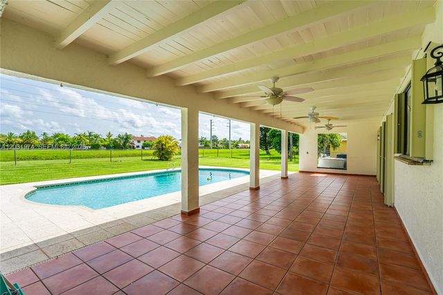 9380 SW 134th St, Miami, FL 33176