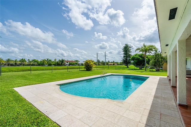 9380 SW 134th St, Miami, FL 33176