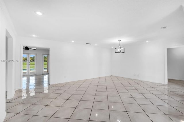 9380 SW 134th St, Miami, FL 33176