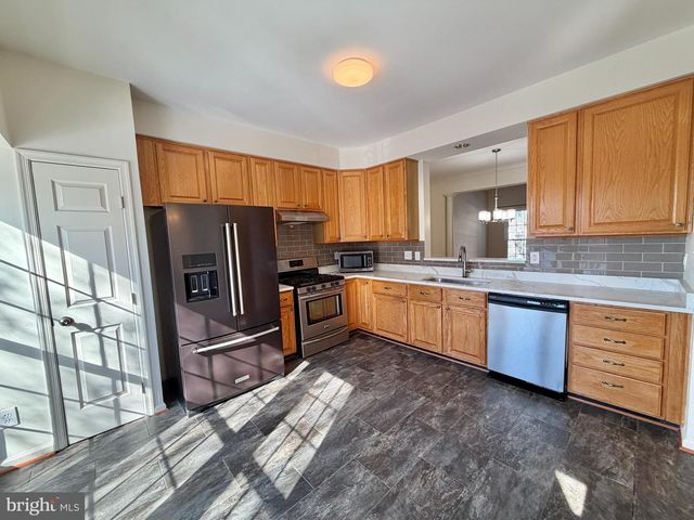 2224 SLUICE CHANNEL PL, Woodbridge, VA 22192