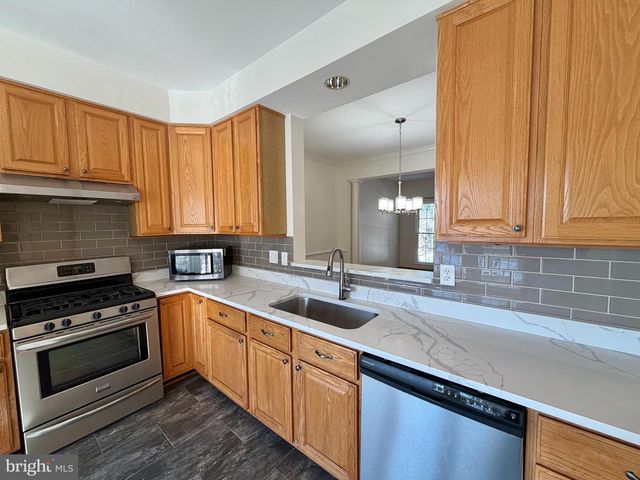 2224 SLUICE CHANNEL PL, Woodbridge, VA 22192