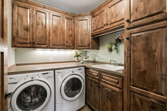 3140 Xanthus Lane N, Plymouth, MN 55447