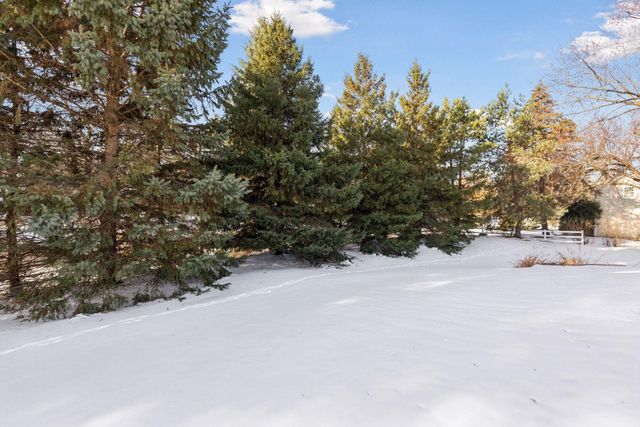 3140 Xanthus Lane N, Plymouth, MN 55447