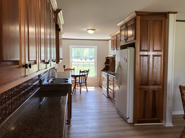 4450 Pulaski Hwy, Lawrenceburg, TN 38464