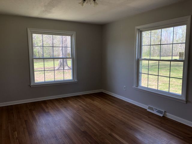 4450 Pulaski Hwy, Lawrenceburg, TN 38464