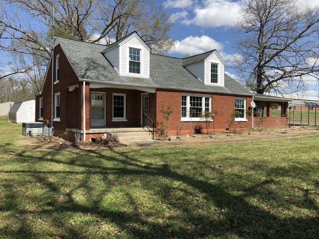 4450 Pulaski Hwy, Lawrenceburg, TN 38464