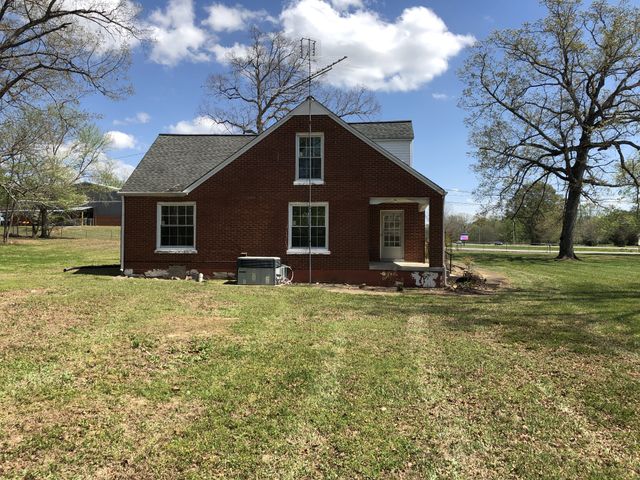 4450 Pulaski Hwy, Lawrenceburg, TN 38464