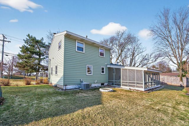 3210 W 110th Street, Bloomington, MN 55431