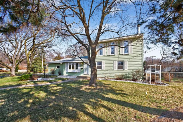 3210 W 110th Street, Bloomington, MN 55431