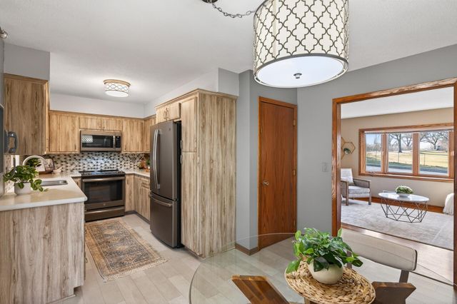 3210 W 110th Street, Bloomington, MN 55431