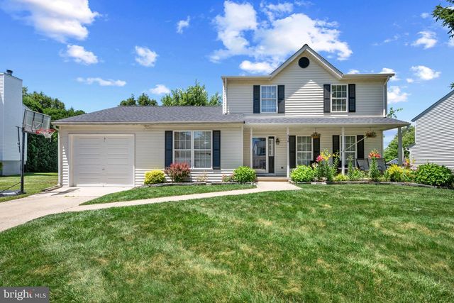 718 SPOTTERS CT, Hampstead, MD 21074