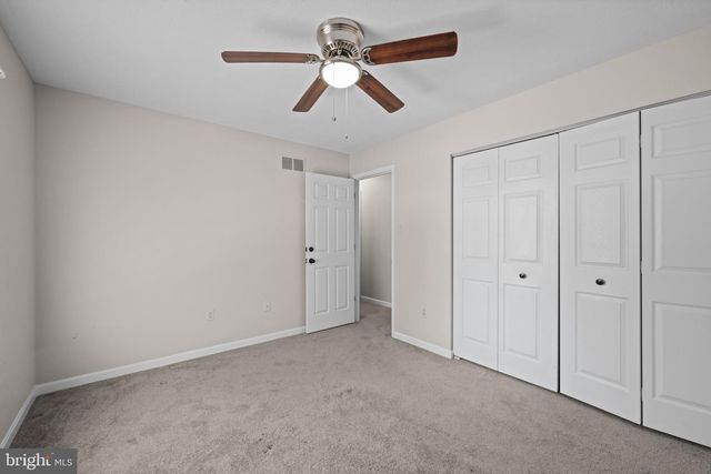 718 SPOTTERS CT, Hampstead, MD 21074