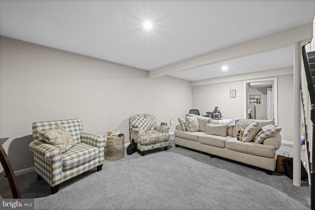 718 SPOTTERS CT, Hampstead, MD 21074