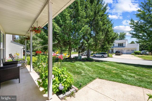 718 SPOTTERS CT, Hampstead, MD 21074