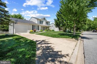 718 SPOTTERS CT, Hampstead, MD 21074