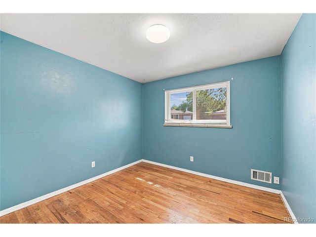 2541 Billings St, Aurora, CO 80011