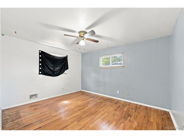 2541 Billings St, Aurora, CO 80011