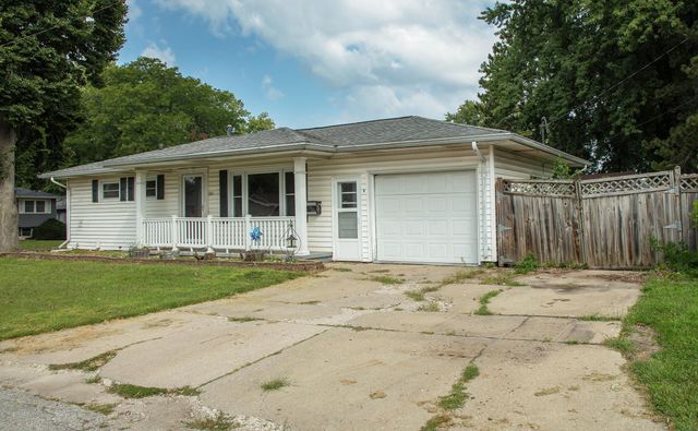 1103 Wisner Drive, Waterloo, IA 50702